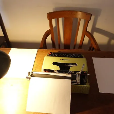 An Artist's Place In Lizbona