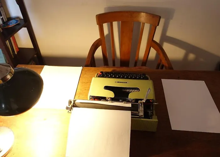 An Artist's Place In Lizbona